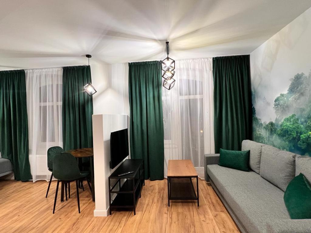 Green Hill Apartments 卡托维兹 外观 照片