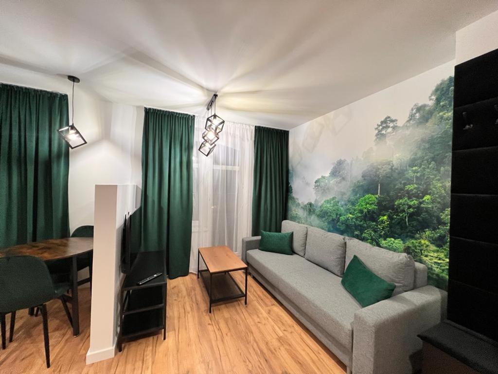 Green Hill Apartments 卡托维兹 外观 照片