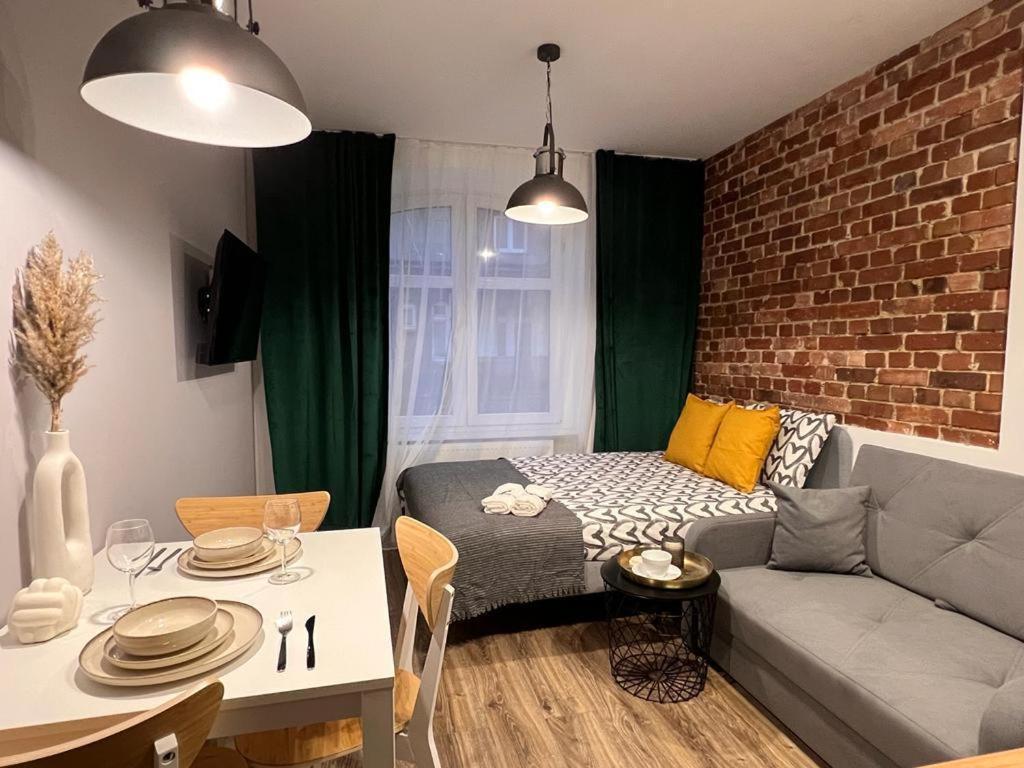 Green Hill Apartments 卡托维兹 外观 照片