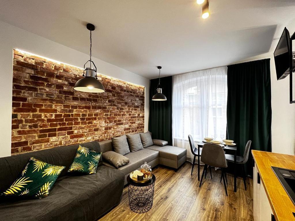 Green Hill Apartments 卡托维兹 外观 照片