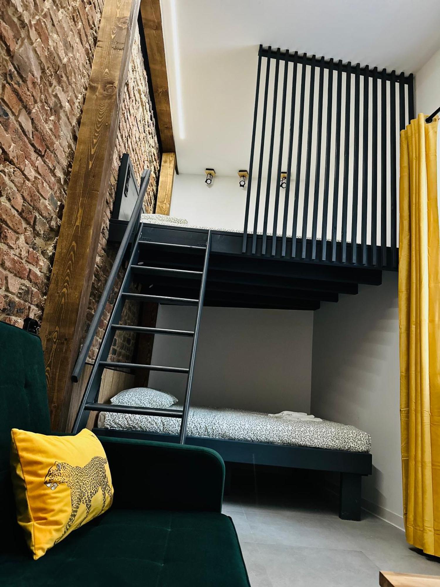 Green Hill Apartments 卡托维兹 外观 照片